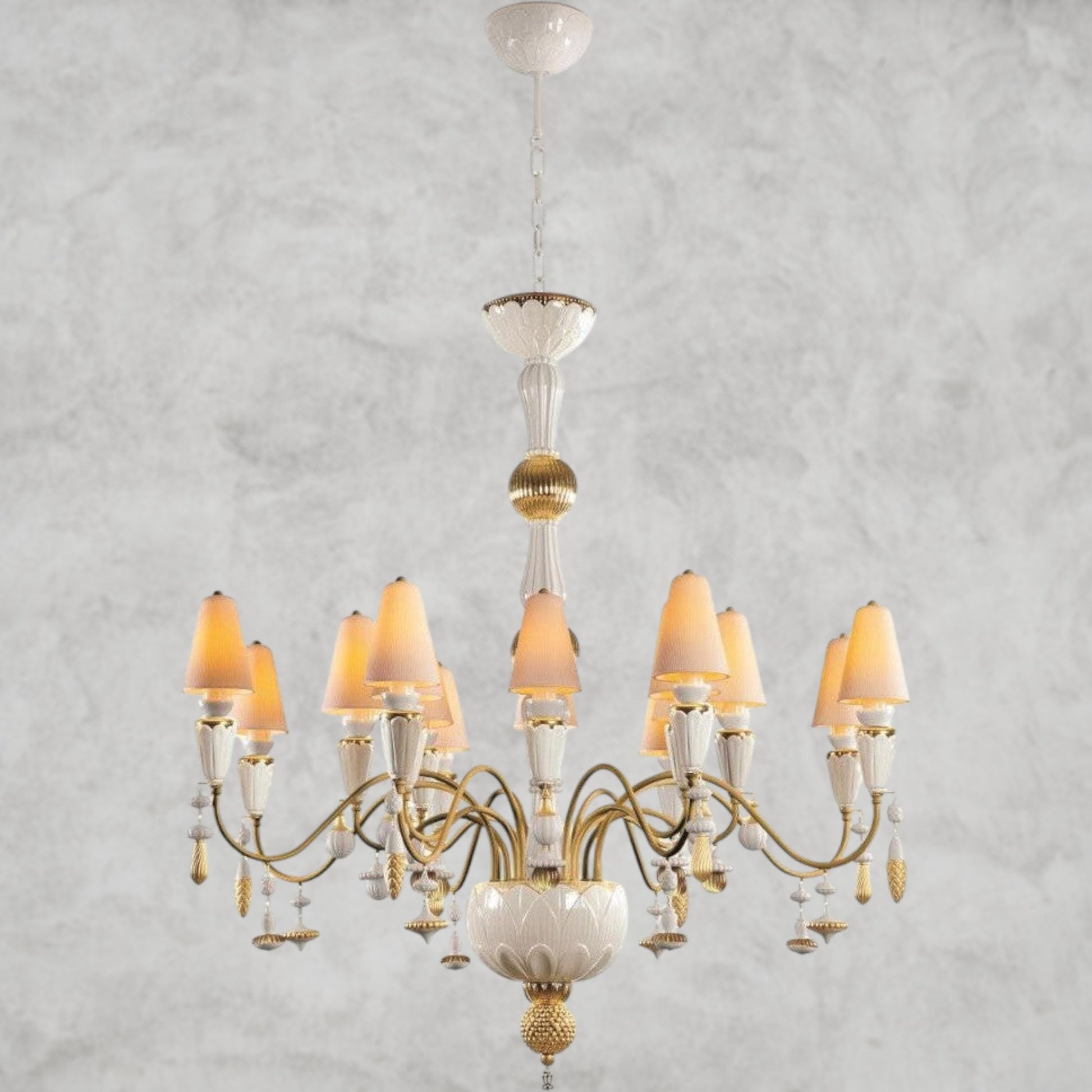Vintage Nexora 20-Lights Chandelier