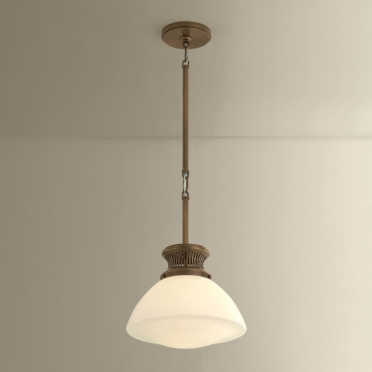 Bruceville Pendant 12"
