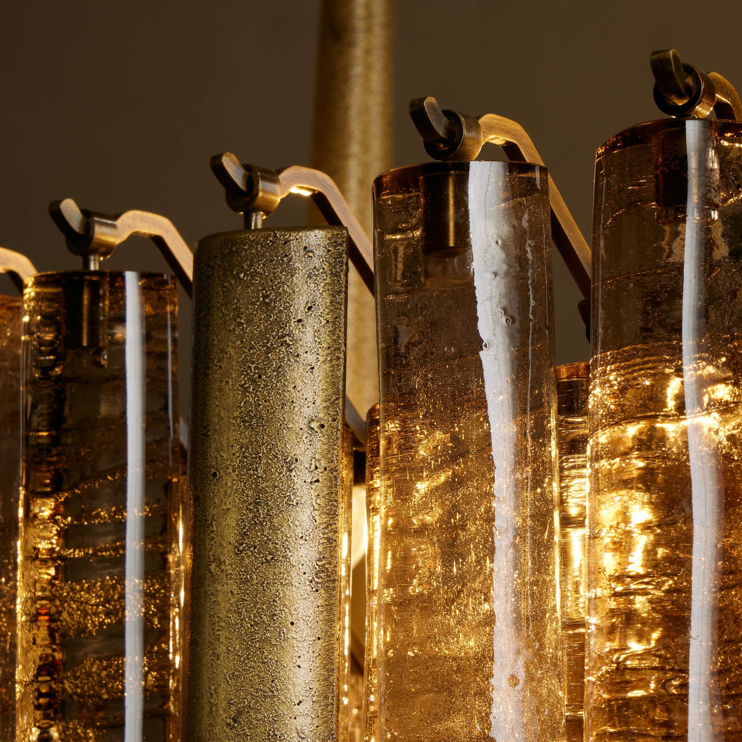 Neve Linear Chandelier