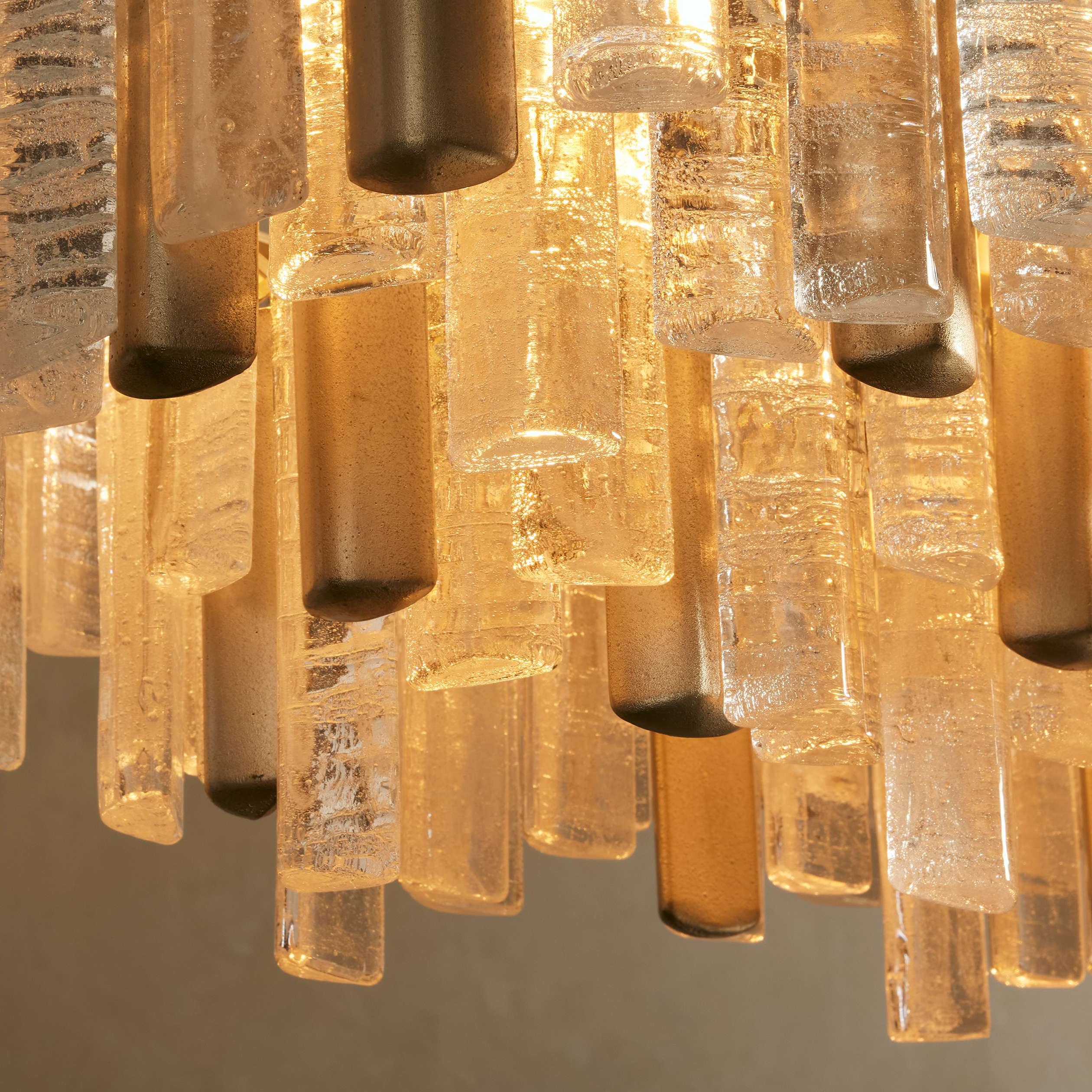 Neve Linear Chandelier