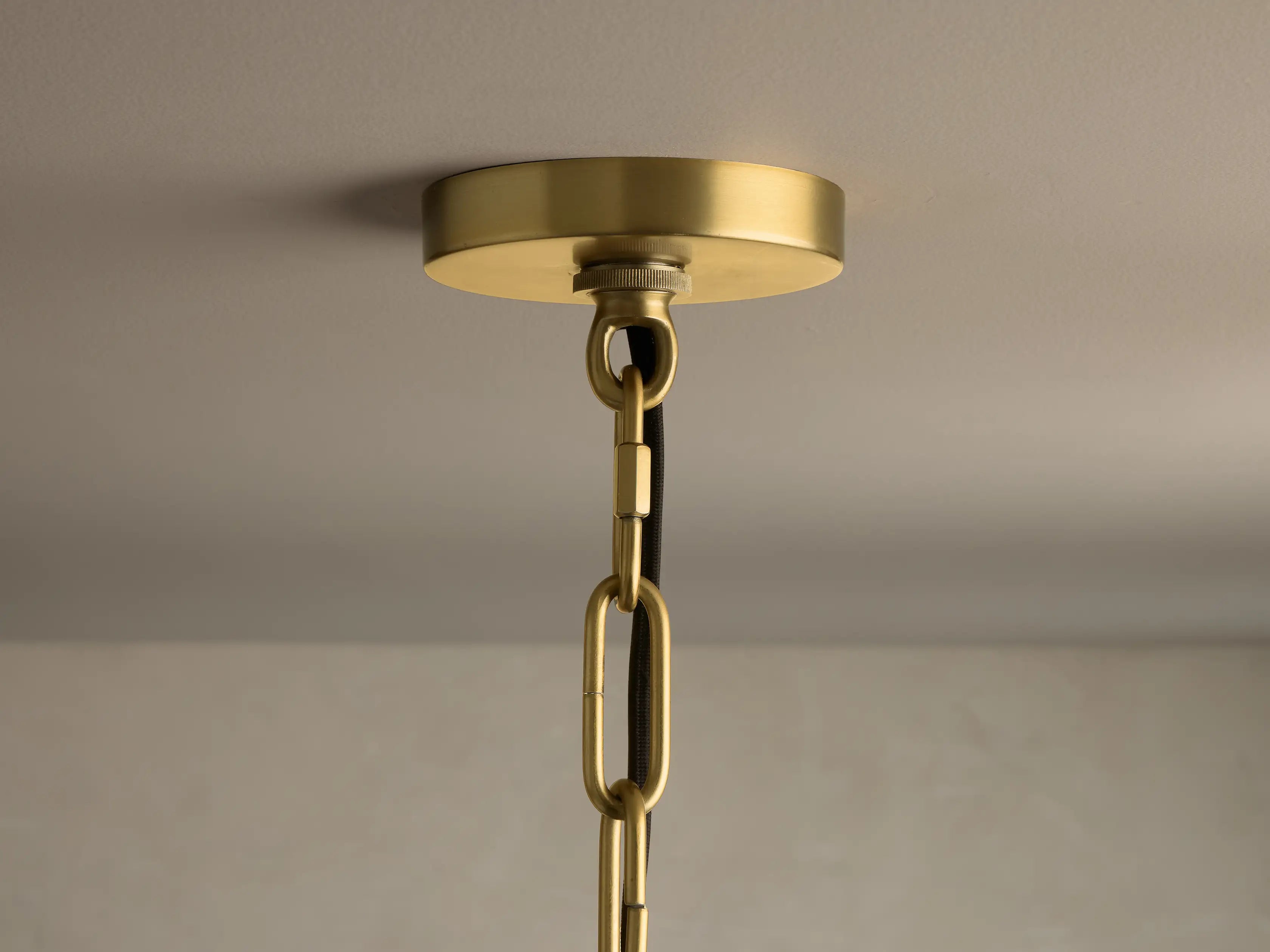 Verna Round Chandelier 38"