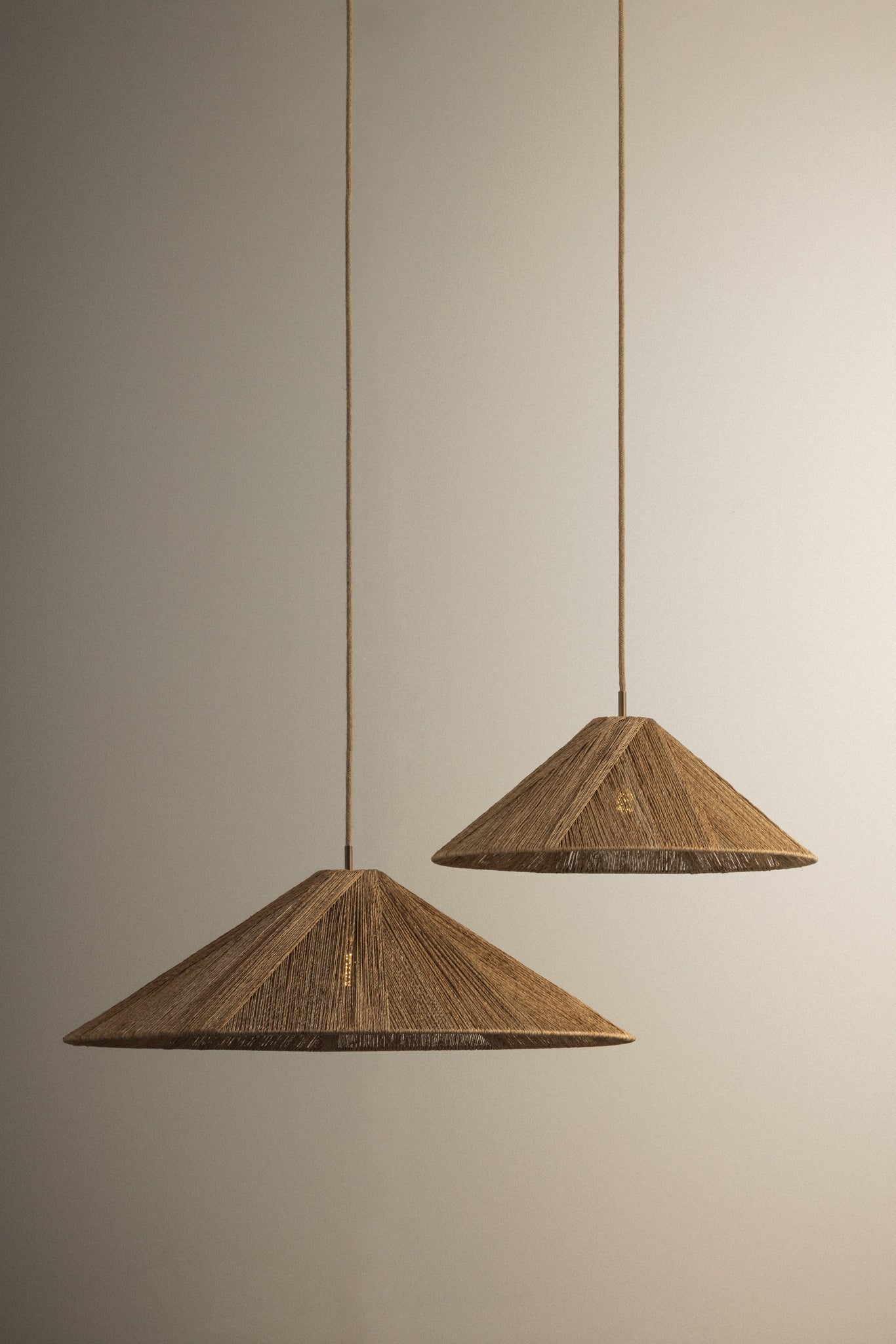 Ahrens Pendant 36"