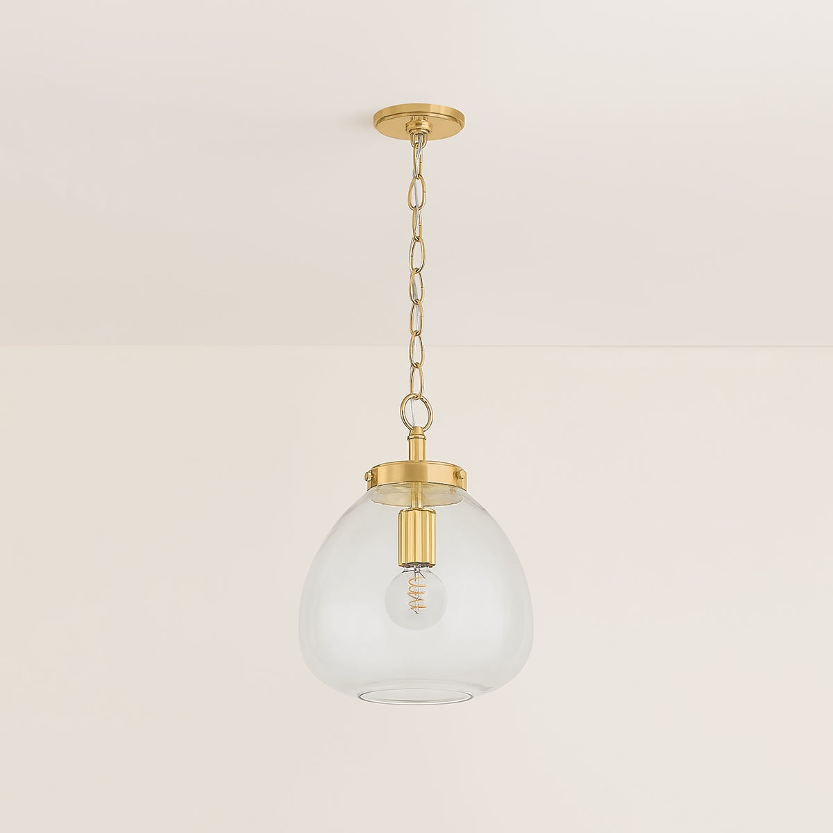 Della Pendant