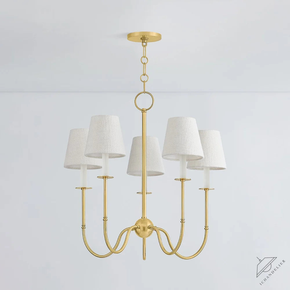 Amina Chandelier