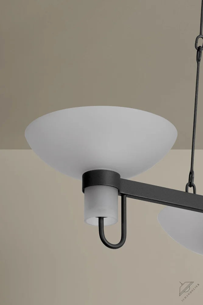 Arturo Chandelier