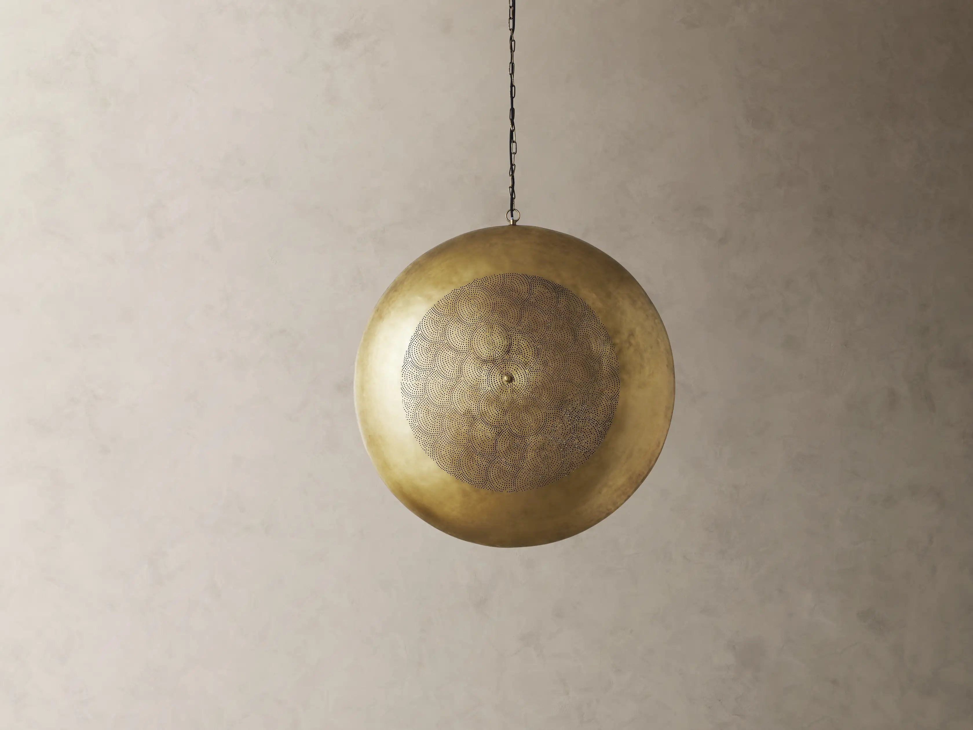 Astrid Circle Pendant