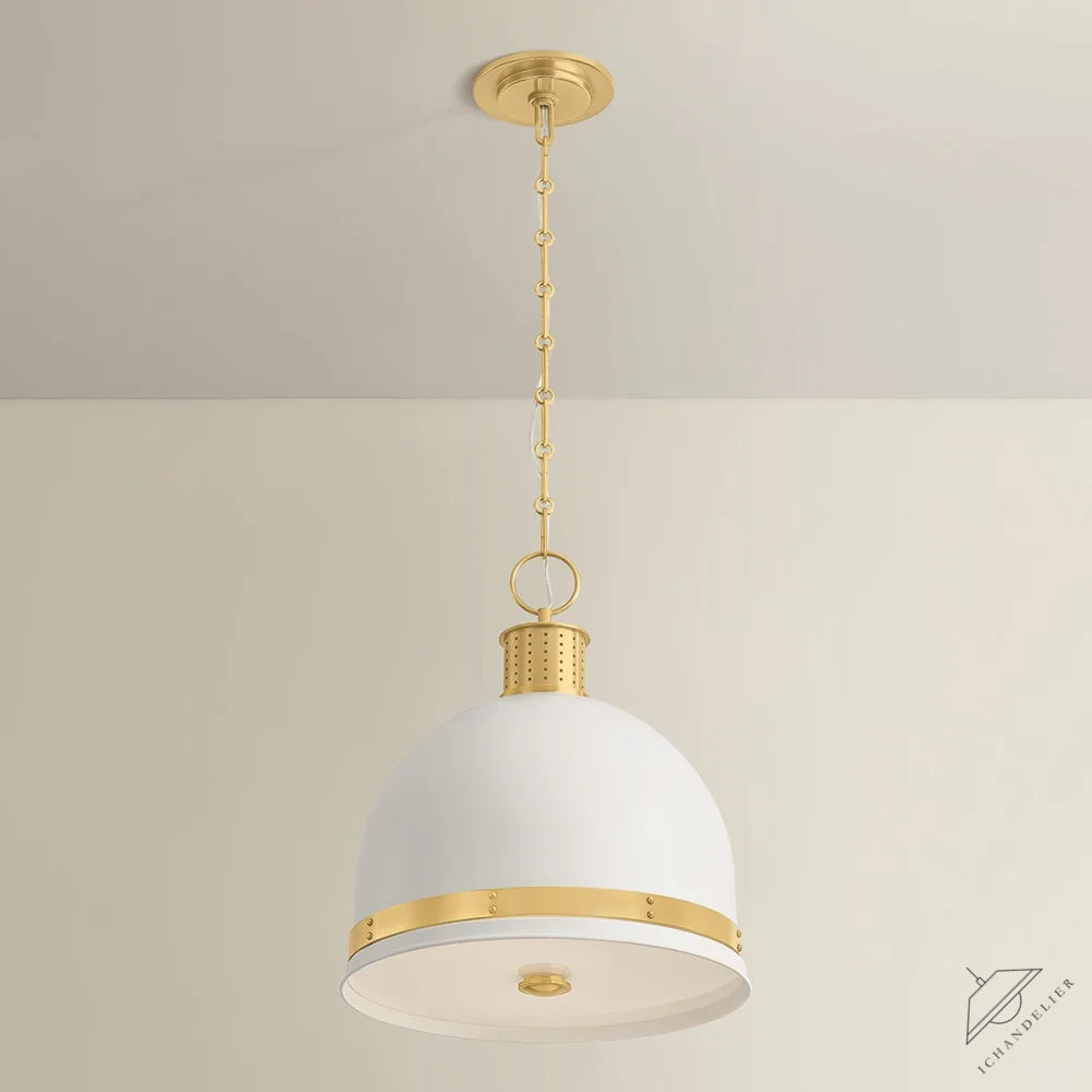 Briscoe Pendant