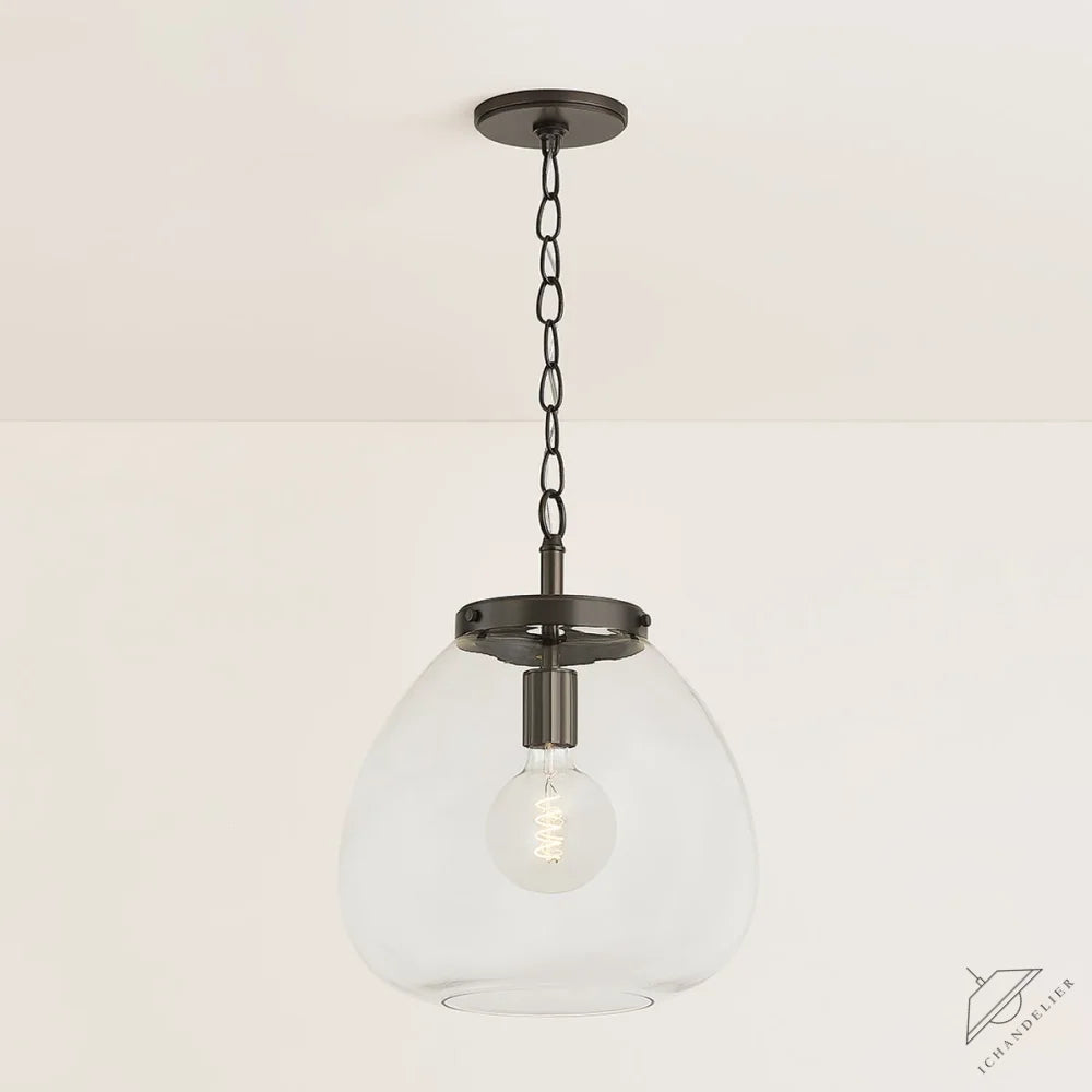 Della Pendant