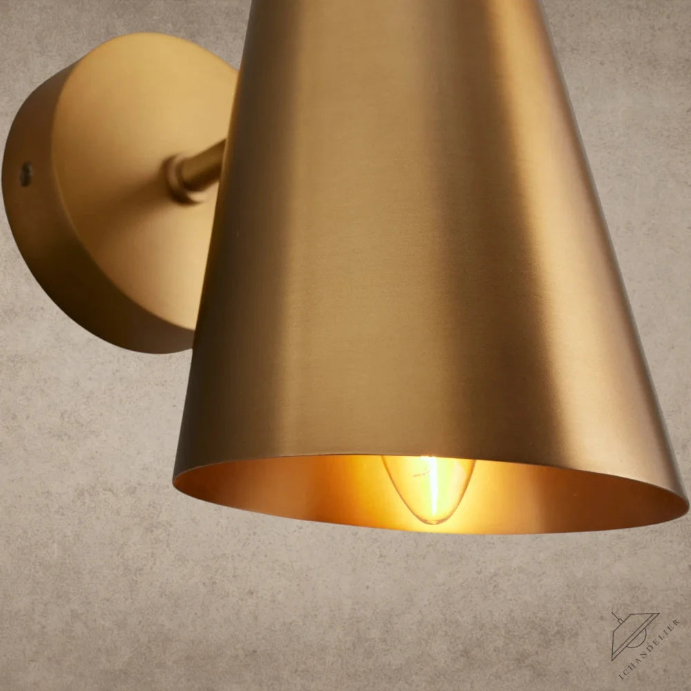 Elih Sconce