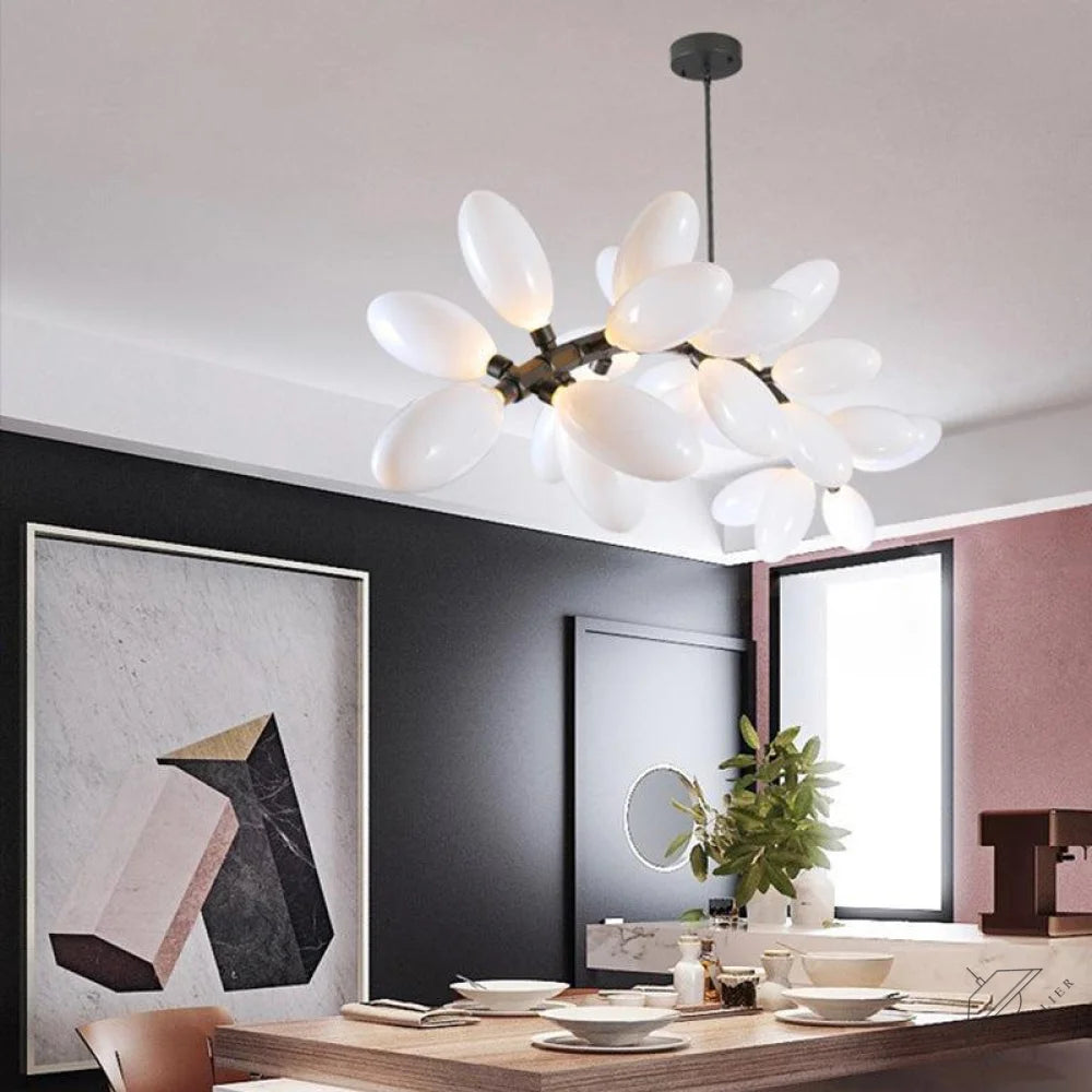 Fashion Grape Artistic Linear Chandelier