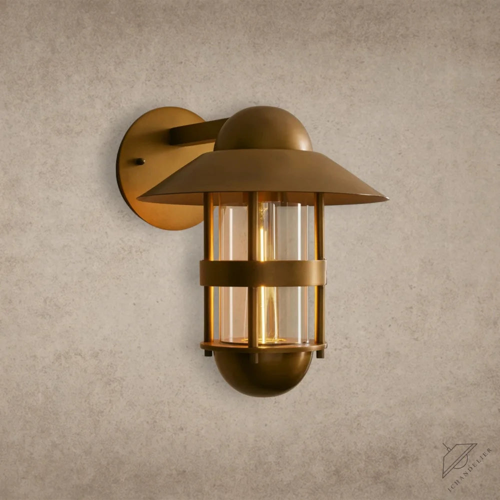 Hyannis Outdoor Sconce