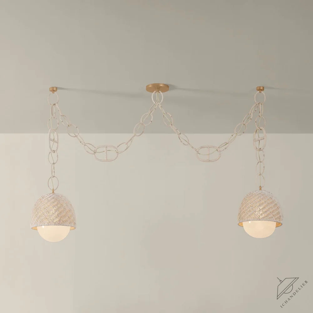 Piasu Chandelier
