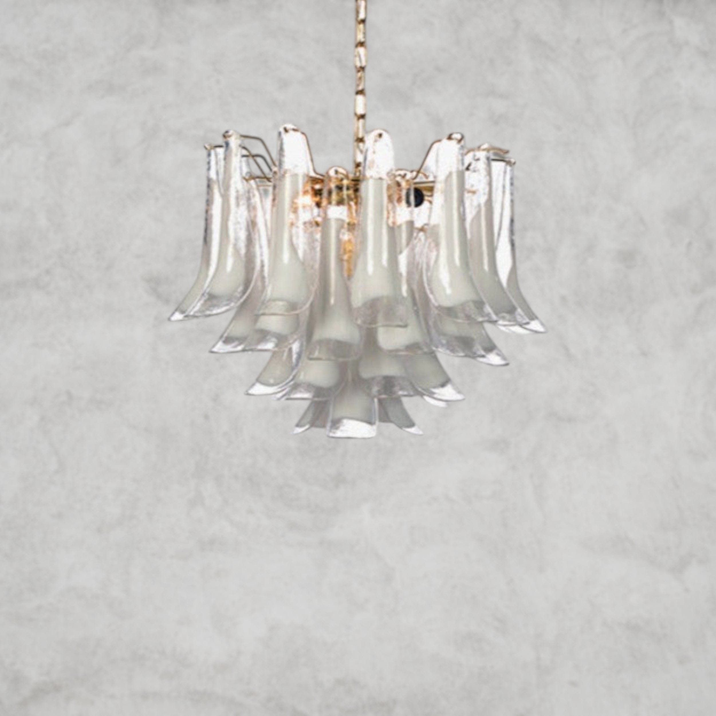 5 Light / Brass Pirelli 5 - Light Chandelie