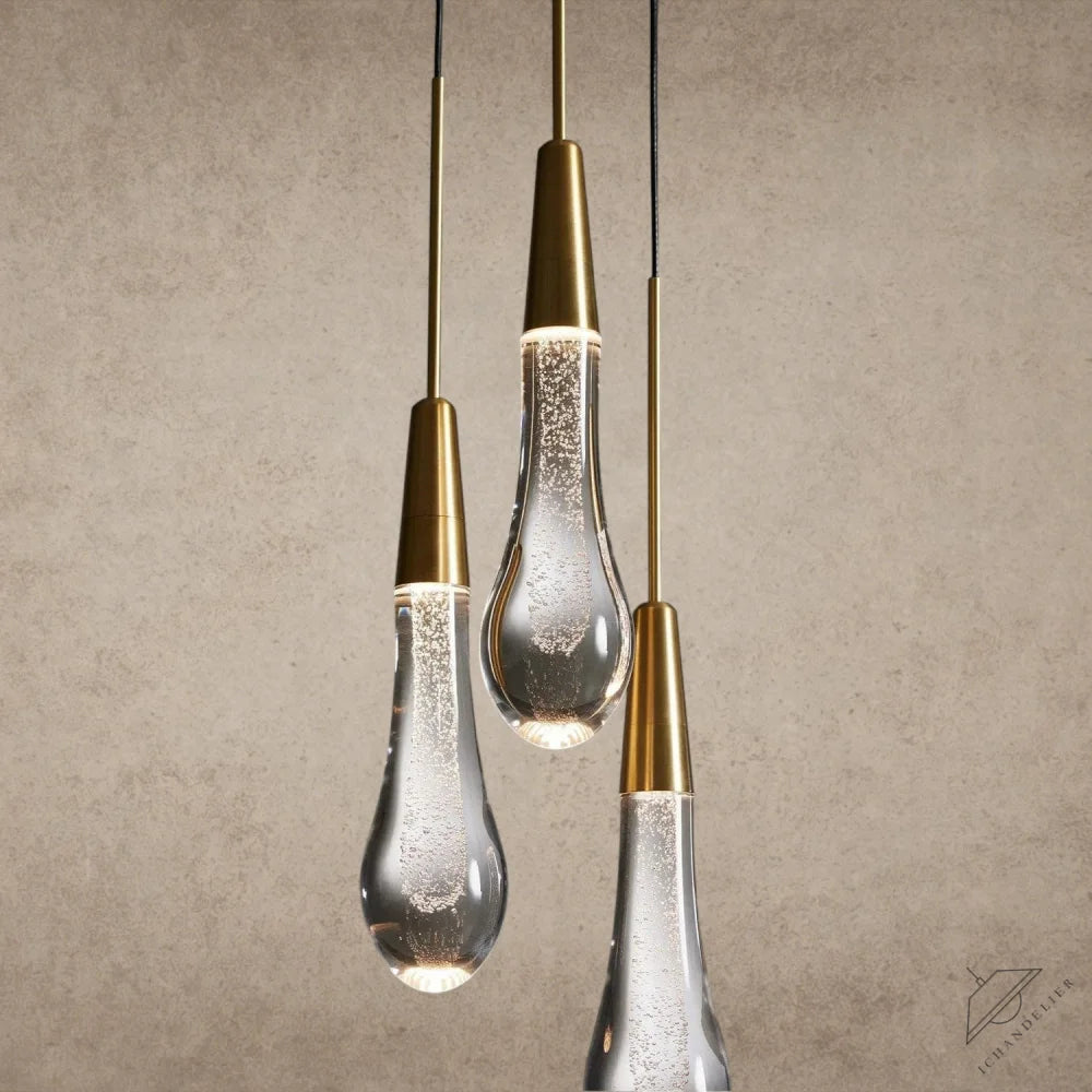 Soltaire Cluster Pendant