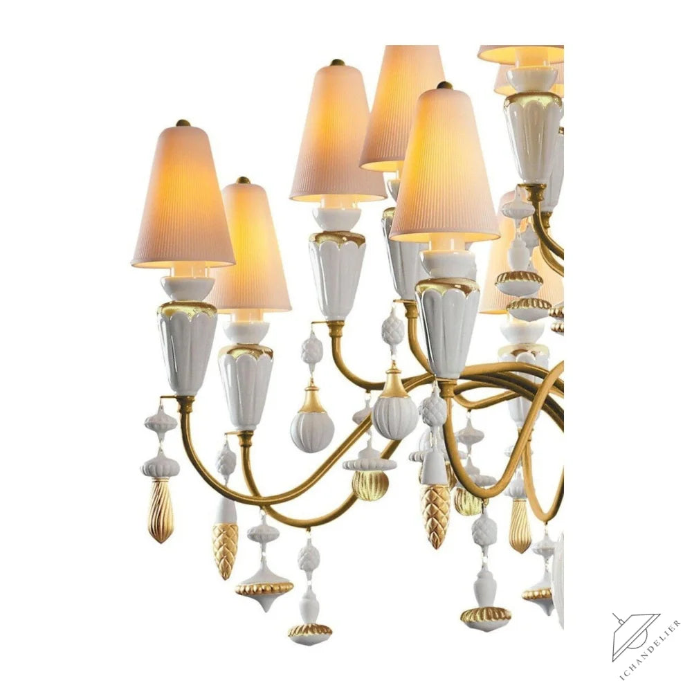 Vintage Nexora 20 Light Chandelier