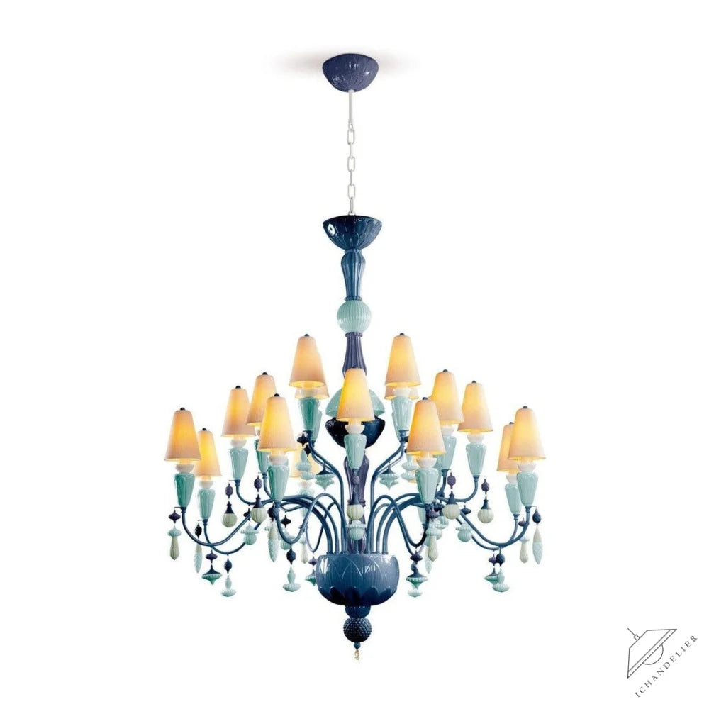 Vintage Nexora 20 Light Chandelier
